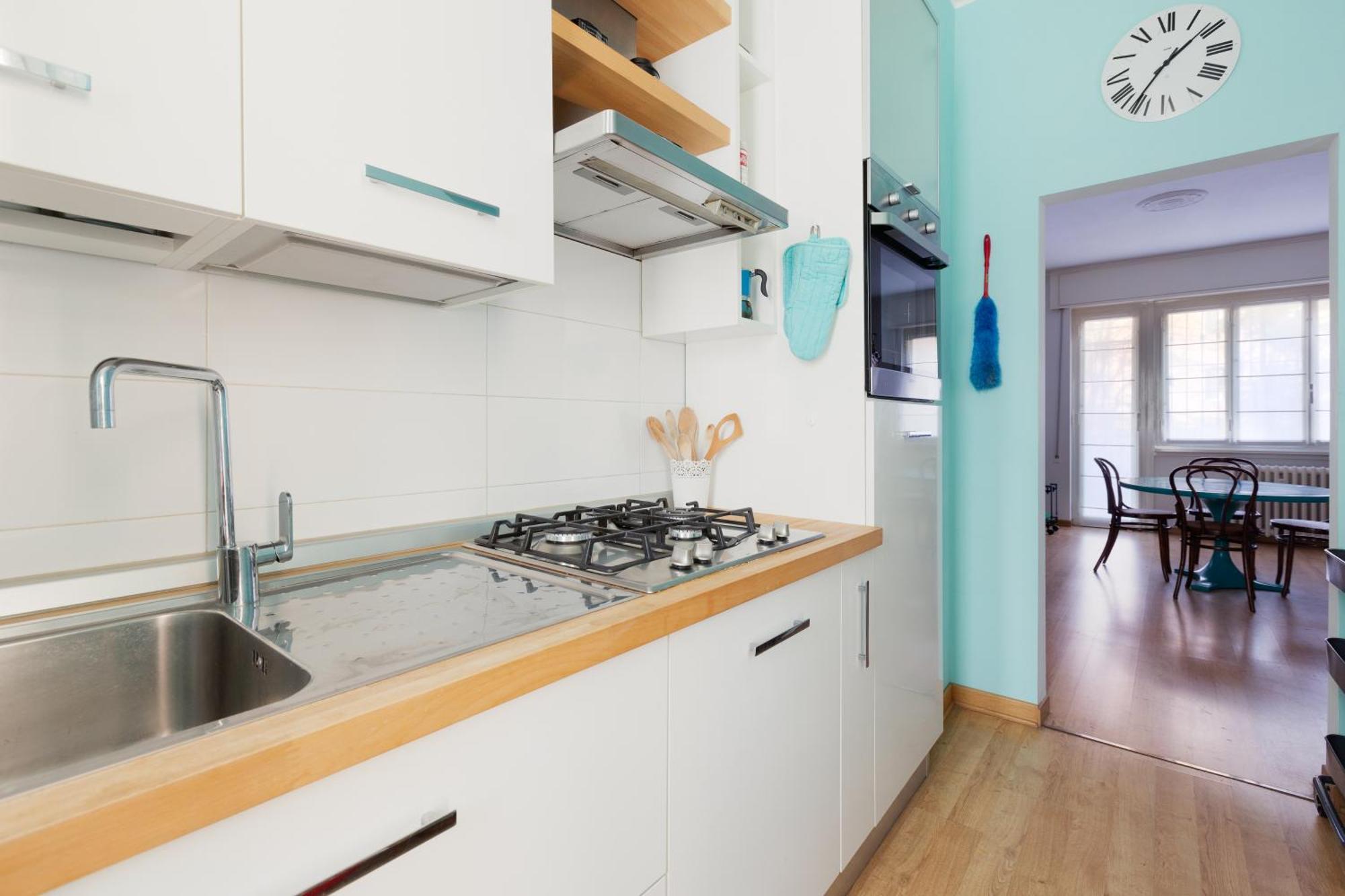 Milan-linate With Balcony Apartment