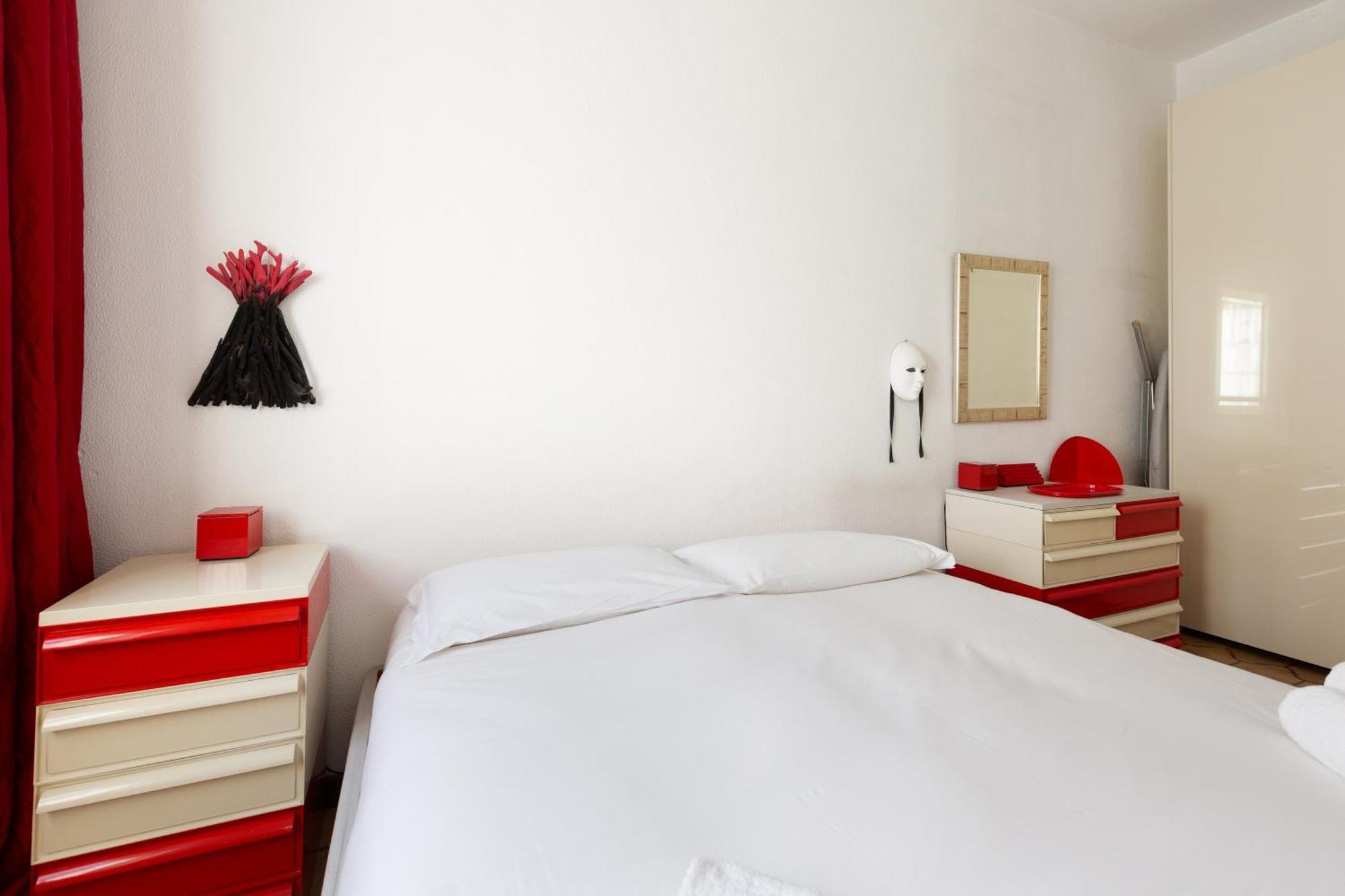 Apartment Milan-linate With Balcony *